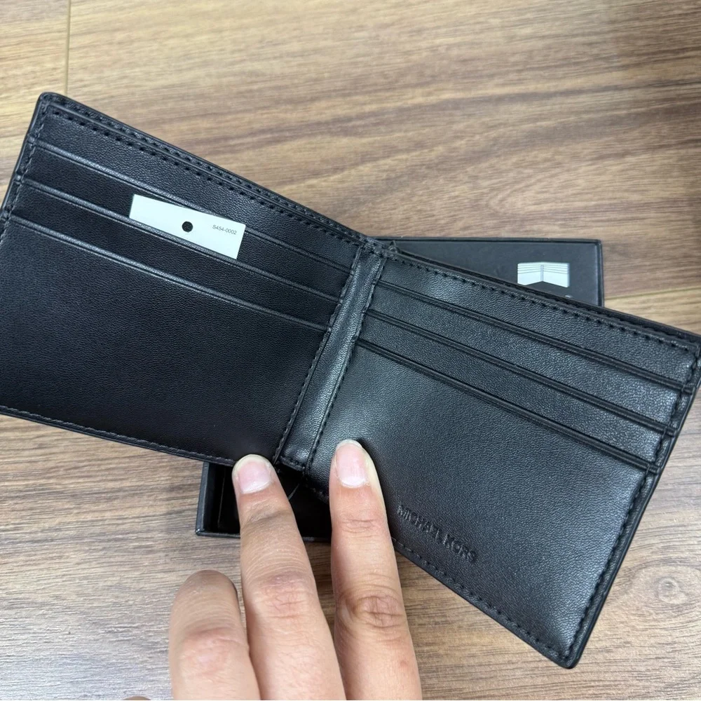 MICHAEL KORS Signature Logo Men’s Andy Black Slim Billfold Wallet NWT